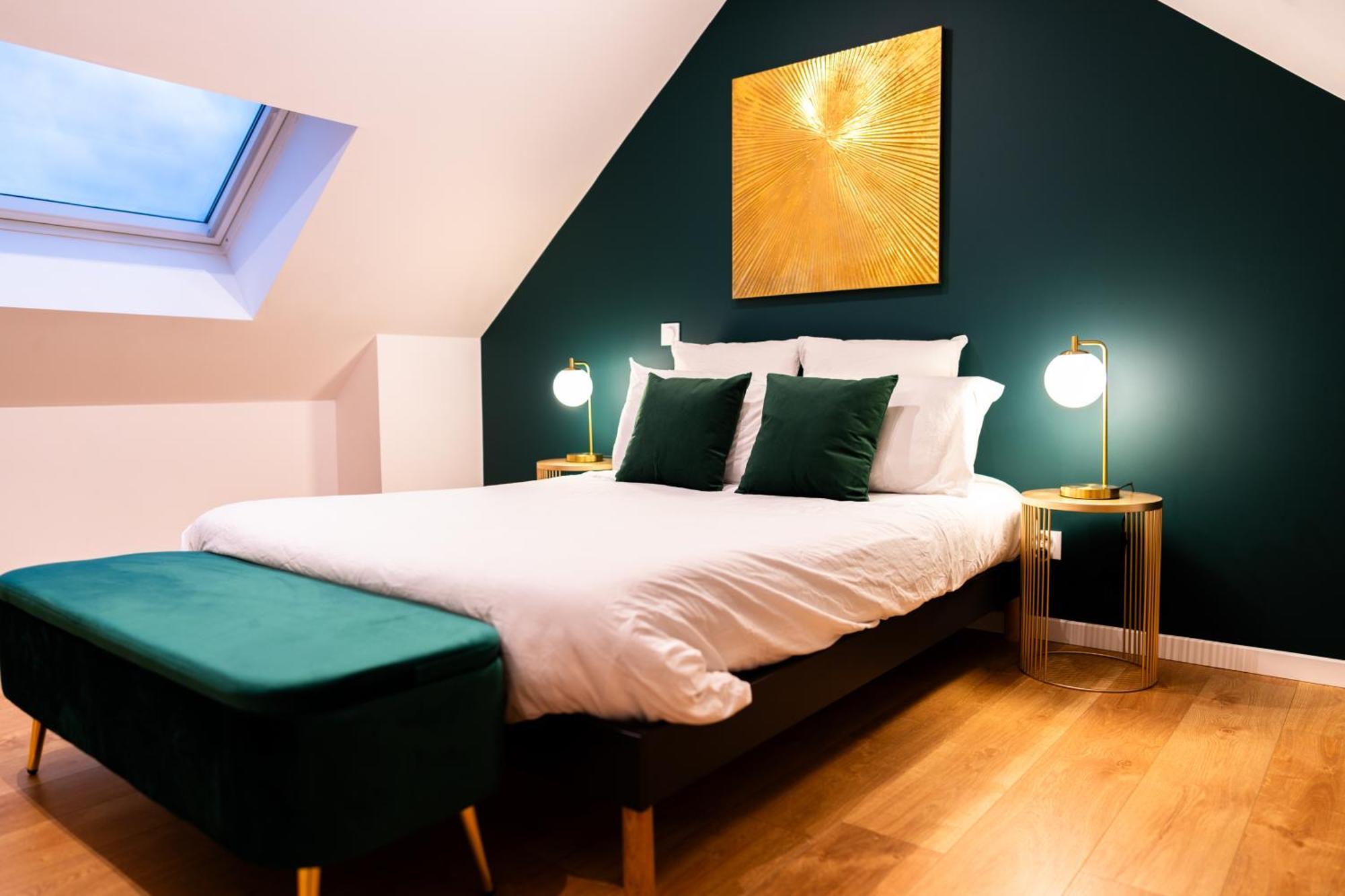 Grand Loft Familial 4 Chambres Avec Parking Prive Saumur Bagian luar foto